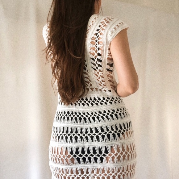 THE CROCHET COVER-UP — In Black - Picture 7 of 8